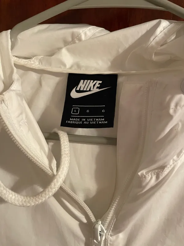 Nike Gray WindBreaker - Image 2