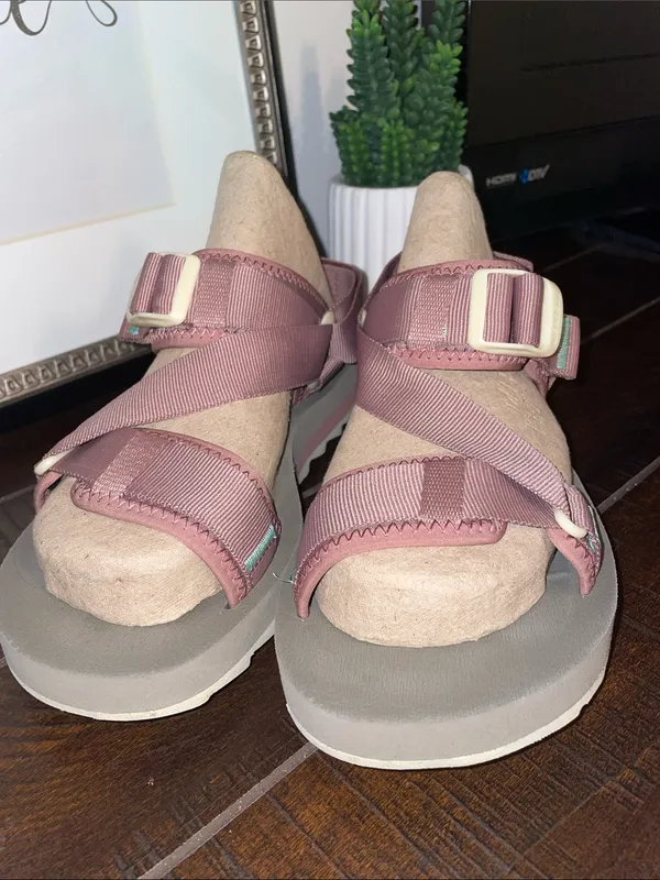 Merrell Alpine Strap Pink Strappy Sandals Size 8 in Burlwood - Image 4