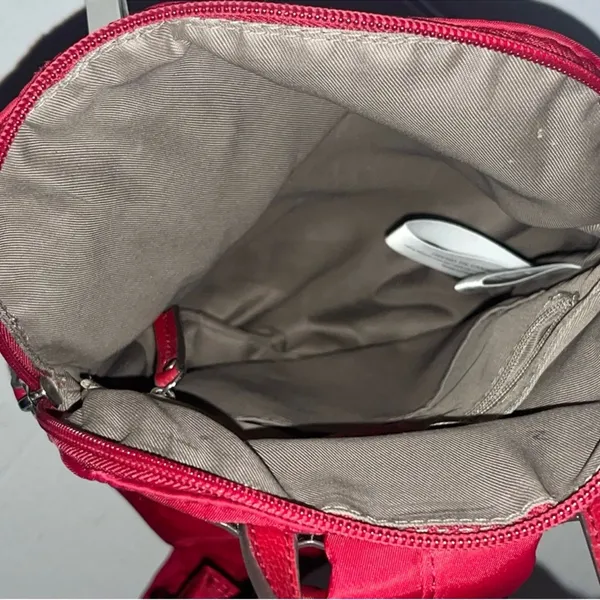 Tutilo‎ New York Vibrant Red Backpack - Image 6