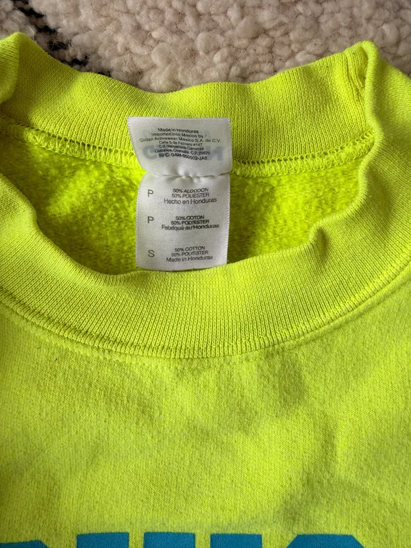 Gildan University of Michigan neon crewneck sweatshirt - Image 2