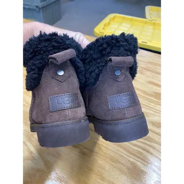 UGG Romely Heritage Women's Size 7 Brown Suede Lace-Up Outdoor Snow Boots S60 - Image 5