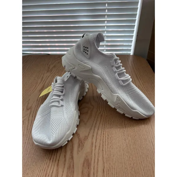 New Women's Lace Up Tie Up Sneakers White size 7-7.5 - Image 10