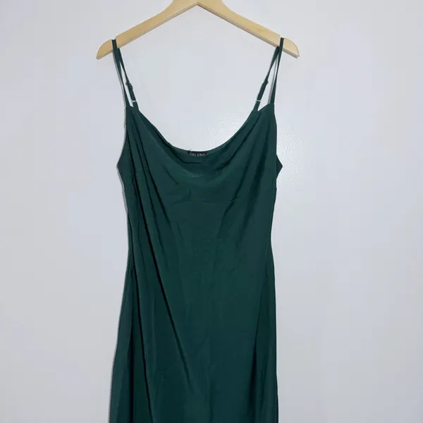 NWT‎ City Chic Shimmer Slip Dress In Jade Green Size 14 - Image 2