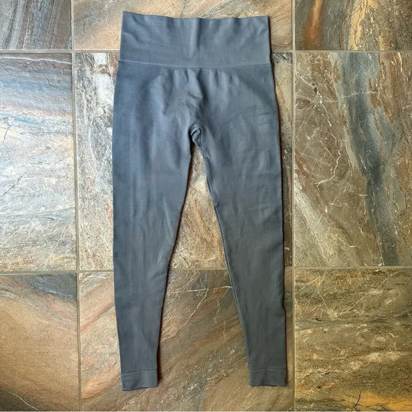 SET Active Sculptflex Seamless Leggings in Slate Women’s Size Medium - Image 5