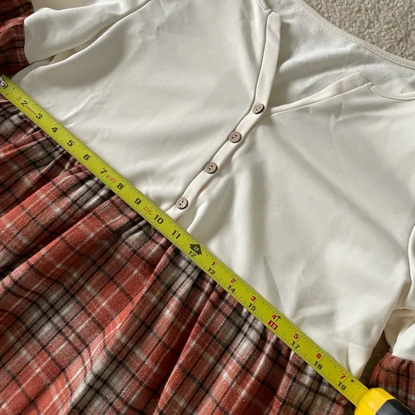 Cupshe Cream Top with Rust Plaid Hem and Sleeves - Image 7