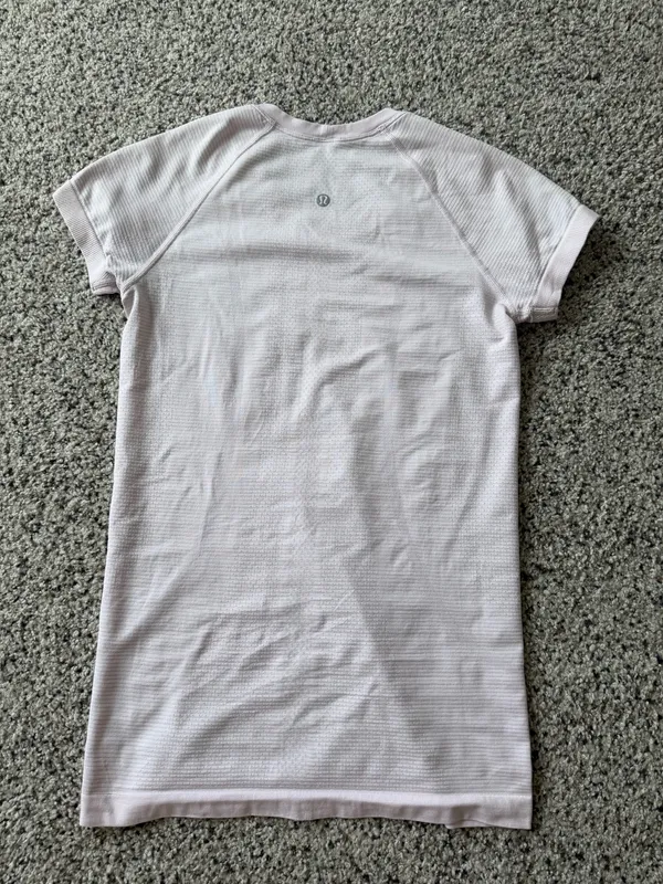 Lululemon light pink swiftly short sleeve - Image 3