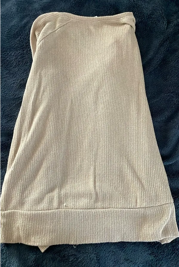 Old Navy Women’s Knit Sweater Off the Shoulder Beige Small - Image 2