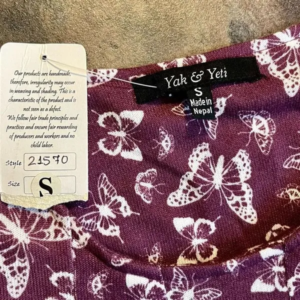 NWT Yak & Yeti Butterfly Long Sleeve Tunic Small - Image 9