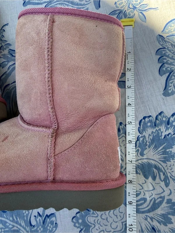 UGG Australia Womens Pink Suede Sheepskin Classic Short 5825 Boot Size 5 - Image 10