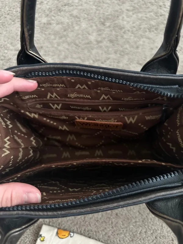 Wrangler purse - Image 5