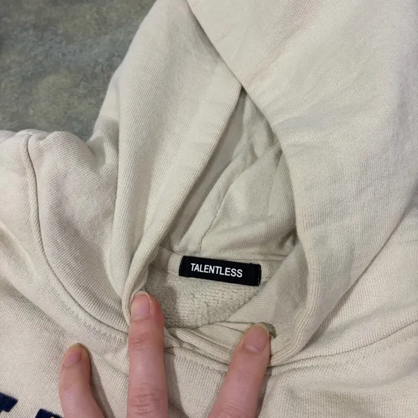 TALENTLESS Beige Pullover Hoodie Sweatshirt Graphic Print Casual Preppy Sz M - Image 7