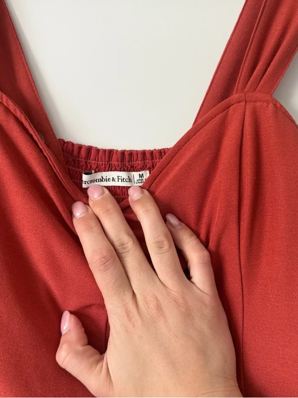 Abercrombie & Fitch Rust Red Square-Neck Crop Tank - Image 3