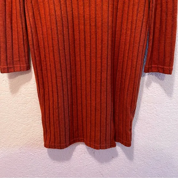 NWOT. Elegant Long Sleeve Rust Dress​‎ - Image 6