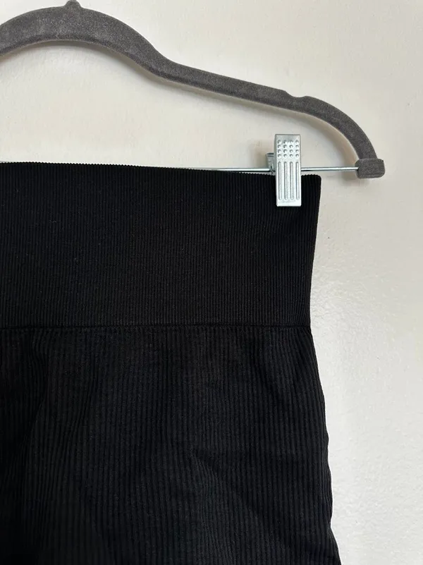 Target Colsie Black Ribbed Biker Shorts - Image 4