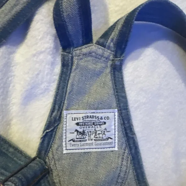 Levi's Women's Two Horse Brand Overalls size M - Image 13