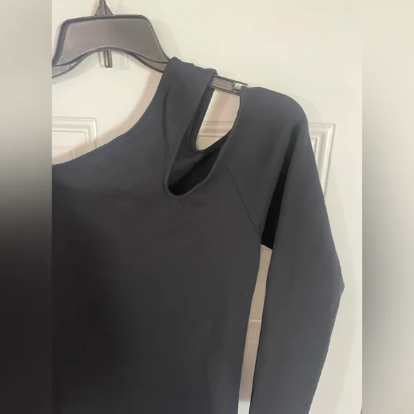 Abercrombie And Fitch Black Cutout Mini Dress Large Asymmetrical Minimalist - Image 5