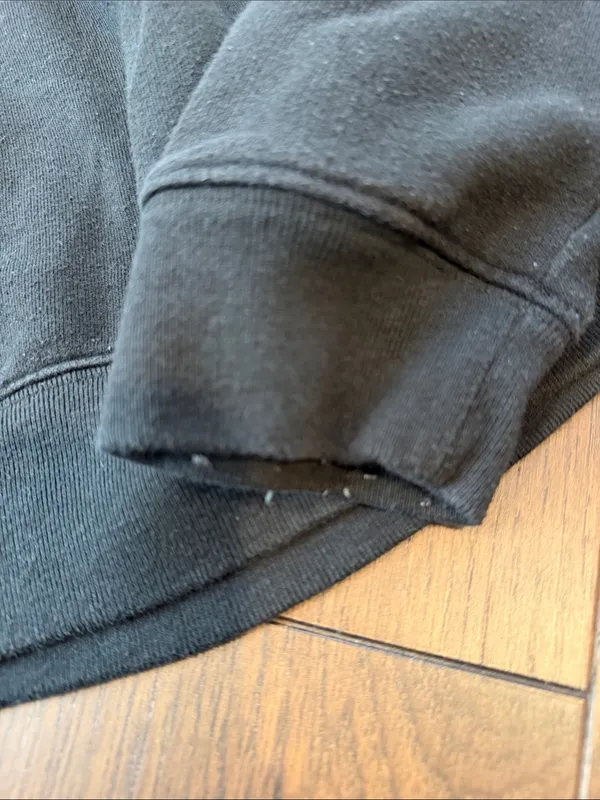 PINK Victoria's Secret Off-Shoulder Black Sweatshirt Medium - C28-013 - Image 6