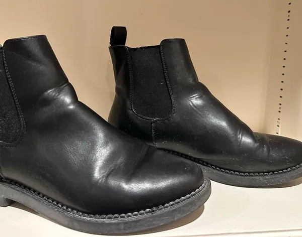 ABSOLUTE LEATHER CHELSEA BOOTS-wide - Image 4