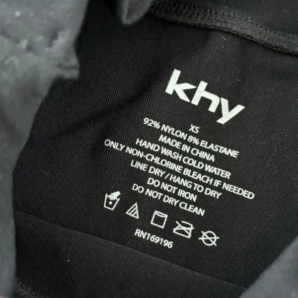 khy fitted short sleeve black tee shirt crop top - Image 3