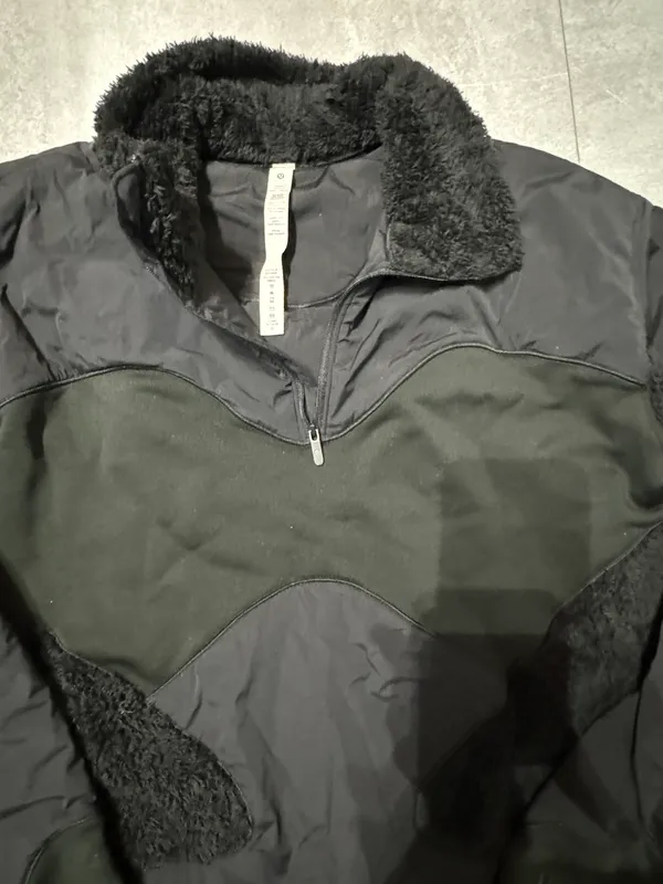 Lululemon Fleece Insulated Pullover Jacket Size 8 - Image 6