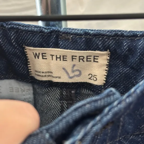 Free People New Spin Trouser Jeans Dark Wash Mid Rise Pleated Size 25 - Image 5