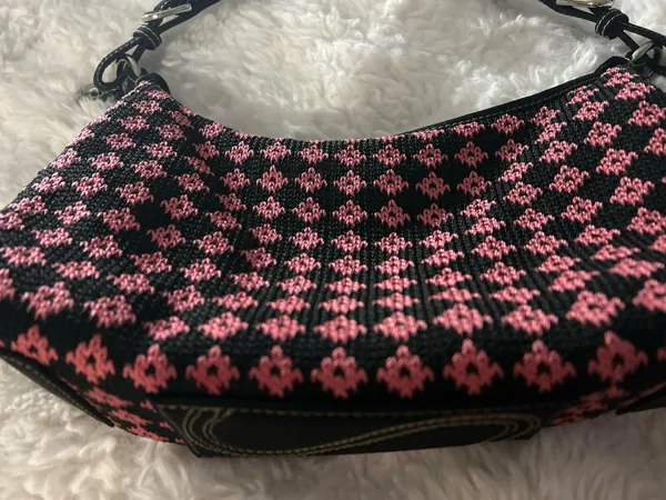 The Sak Pink Small Purse - Image 14
