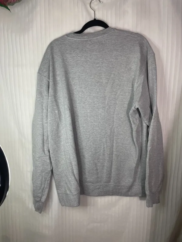 In My Boy Mom Era Sweatshirt XL Gray Graphic Crewneck Port & Company Blue Pullov - Image 4