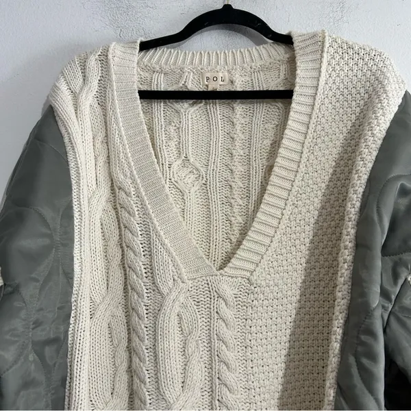 POL Cream Cable-Knit V-Neck Sweater with Olive Sleeve Panels - Image 6