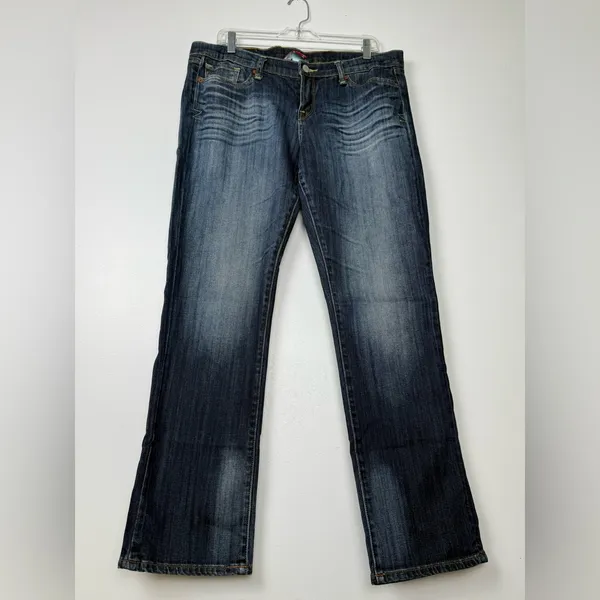 Lucky Brand Men's Dark Blue Bootcut‎ Jeans - Image 6