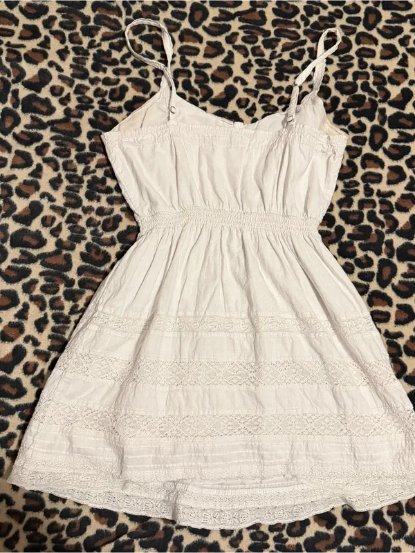 2000s vintage style abercrombie & fitch white whimsical babydoll lace mini dress - Image 4