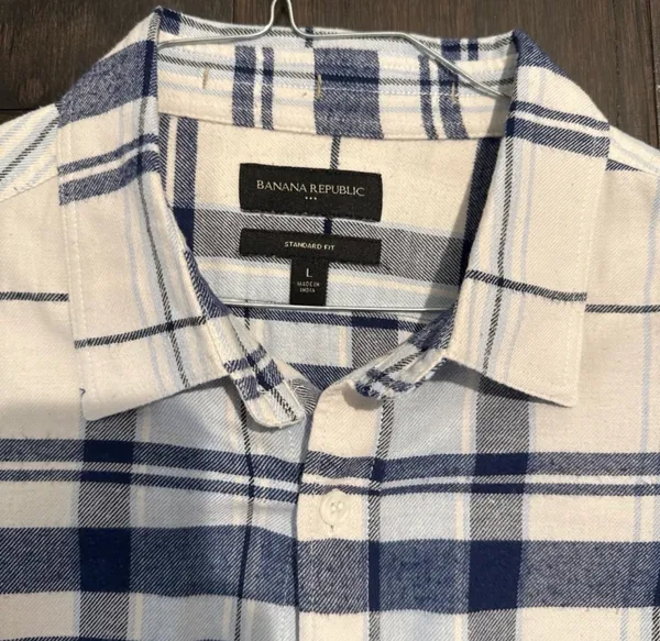 Banana Republic White and Blue Plaid Button-Down Shirt - Image 2