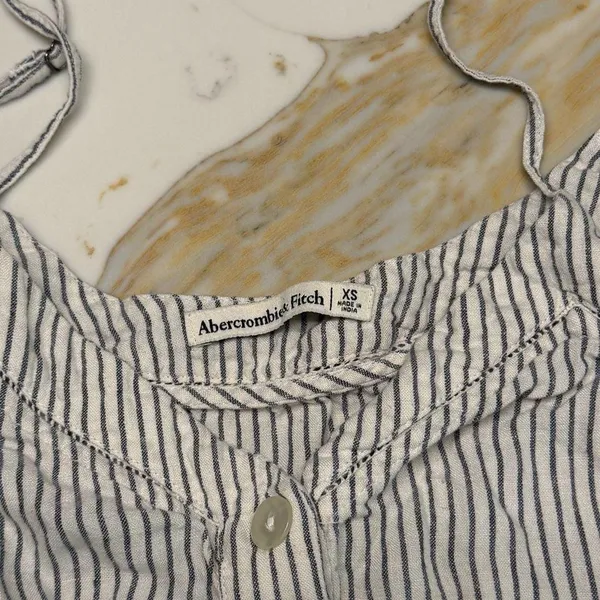 Abercrombie‎ & Fitch Blue and White Striped Button-Front Cami Top - XS - Image 3