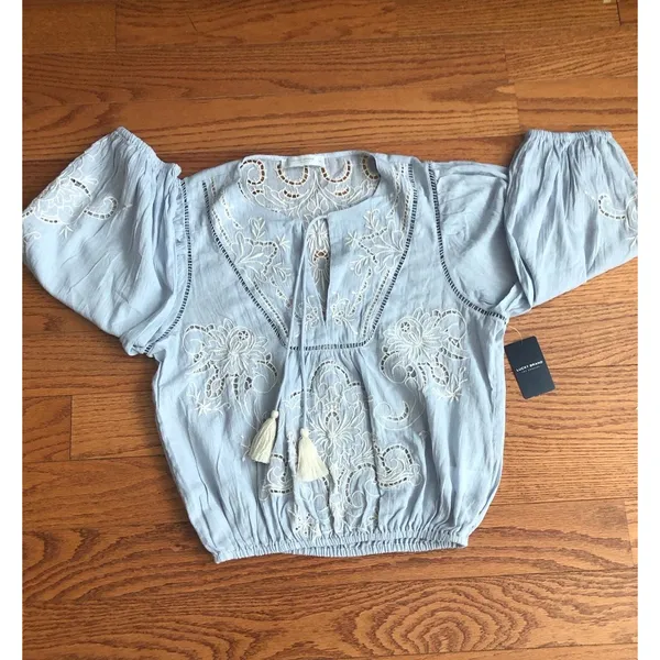 Lucky Brand Embroidered Cotton Peasant Blouse Chambray Blue Women's Size XS NWT - Image 3