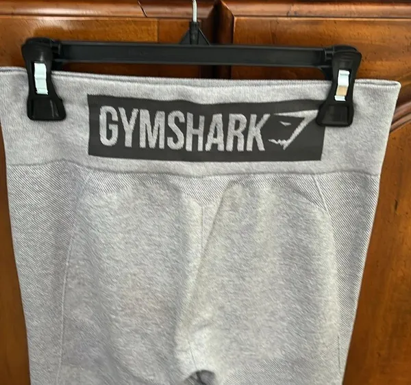 Gymshark leggings. Like new! - Image 2