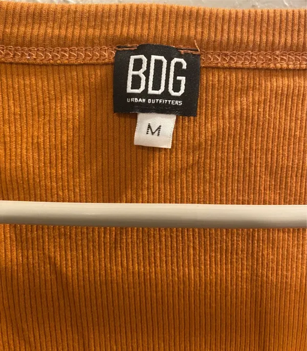 BDG Cropped T-Shirt  - Image 6