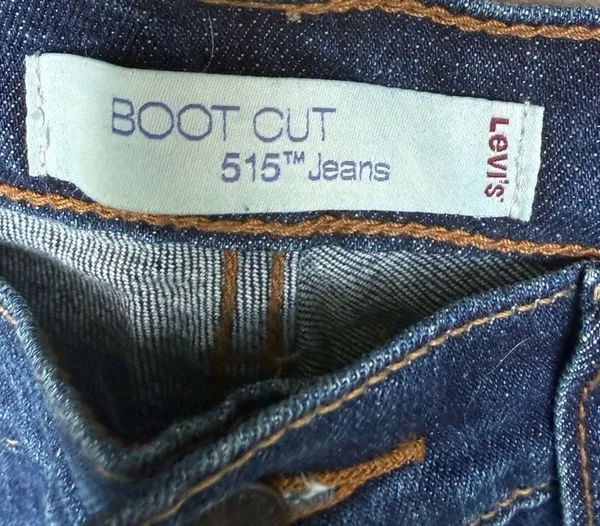Levi's 515 Boot Cut Jeans size 8 - Image 2