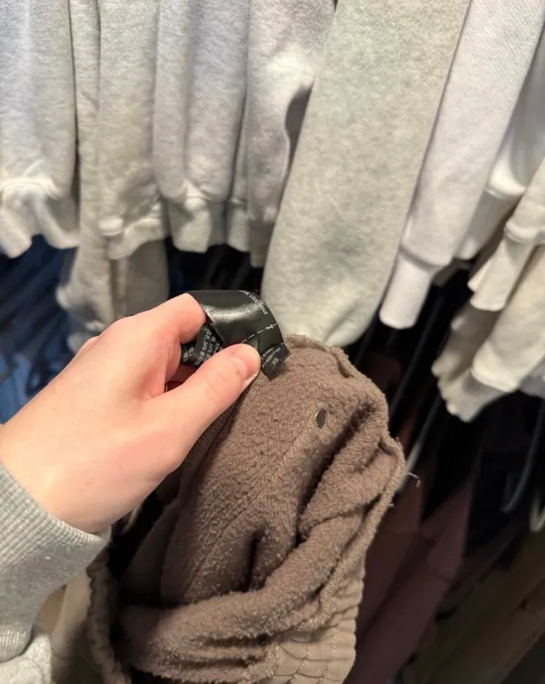 Vuori Sweatpants - Image 4