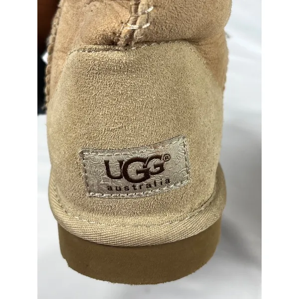 Ugg Australia Womens Tan Short Sheepskin Boots Size 5 SKU 7374 - Image 5