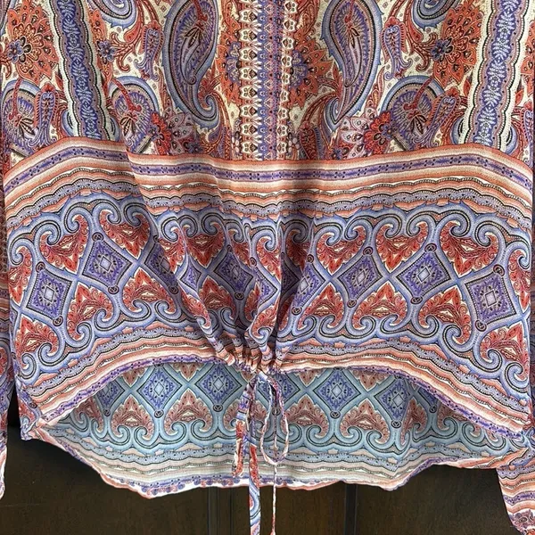 EUC ecru Paisley Print Drawstring Hem Blouse Large - Image 7