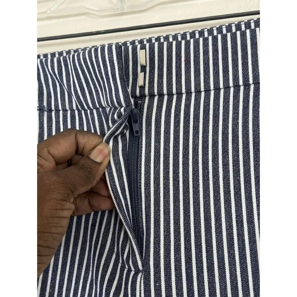 LOFT Women's Blue/White Striped The Riviera Slim Ankle Pants -6 - Image 4