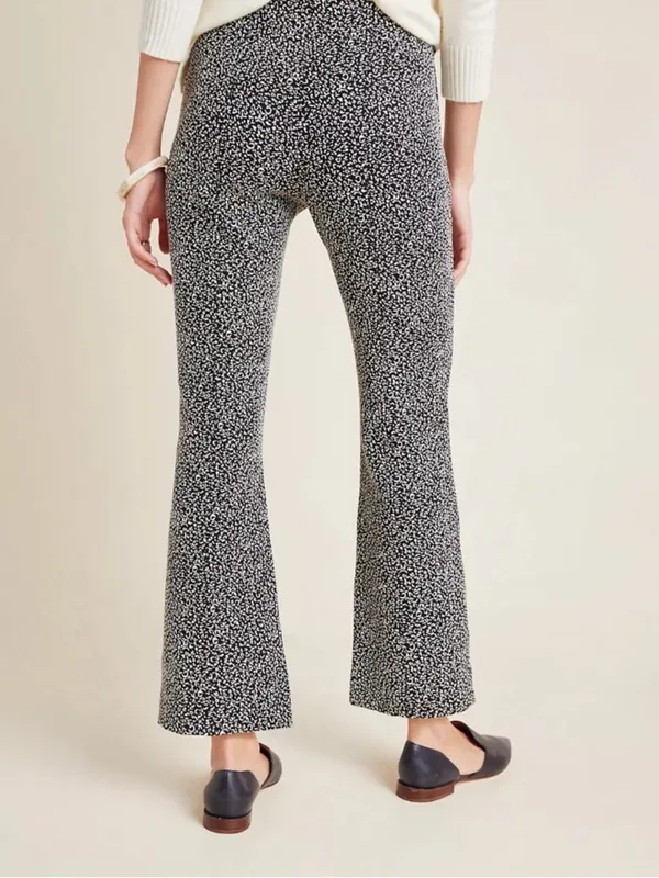 Anthropologie Essential Crop Flare Pant Size Small - Image 3