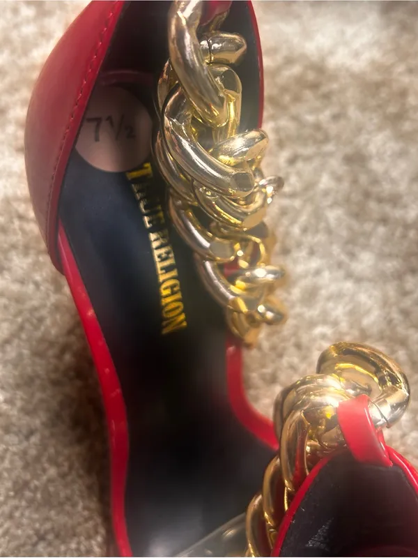 True Religion Elegant RedPatent High Heel Sandals w/Gold Chain Accents free gift - Image 14