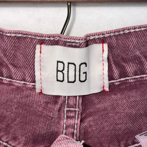 BDG Cargo Jeans Womens 26 100% cotton Plum Purple High Rise Straight Leg Denim - Image 4