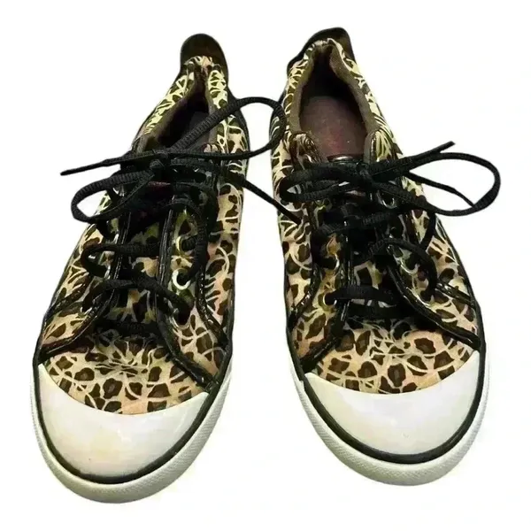 COACH Barrett Cheetah Print sneakers Size 6 B Women pre-loved good condition - Image 3