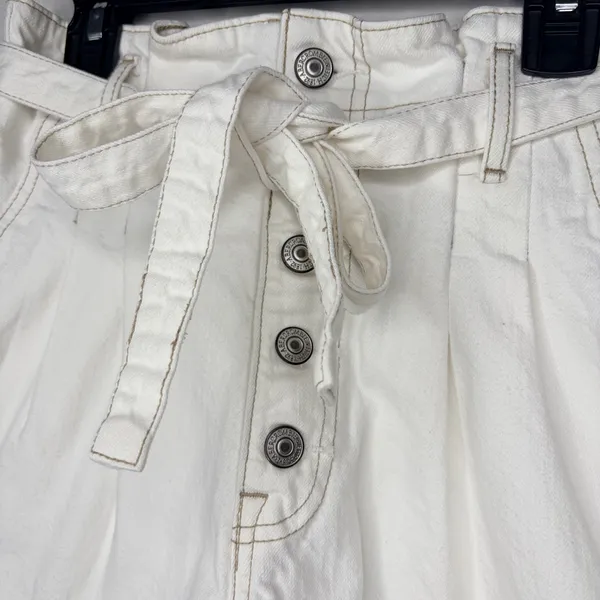 Abercrombie & Fitch White Denim Paperbag Shorts - Image 4