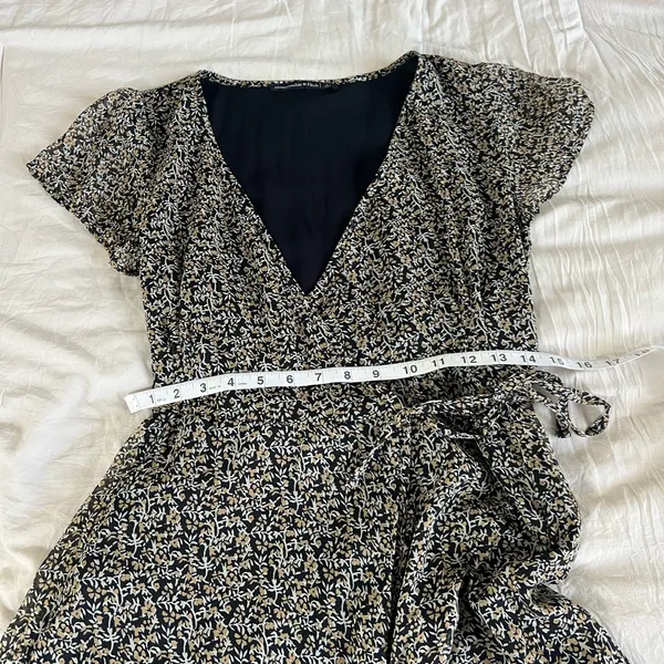 Abercrombie & Fitch Floral Faux Wrap Mini Dress Flutter‎ Sleeve V-Neck Lined - Image 7