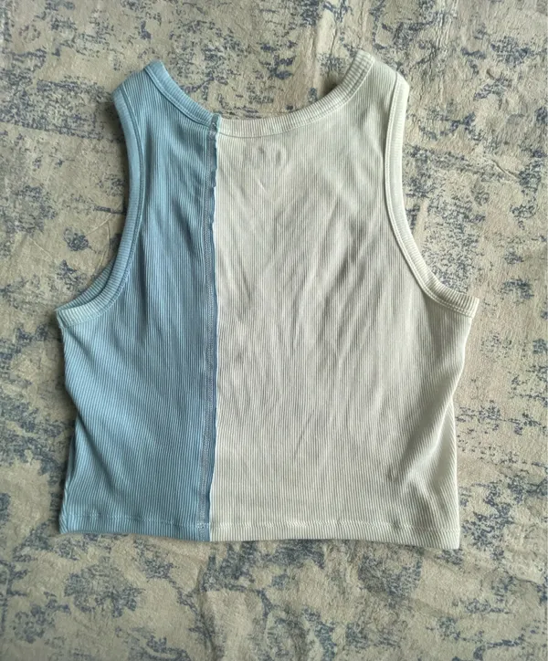 Hollister Blue and white stitched graphic tank top - Image 4