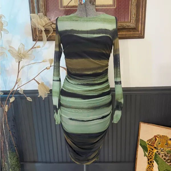 Anthropologie Ruched Sheer Mesh Bodycon Midi Dress Green Black XS🧡🍄 - Image 3