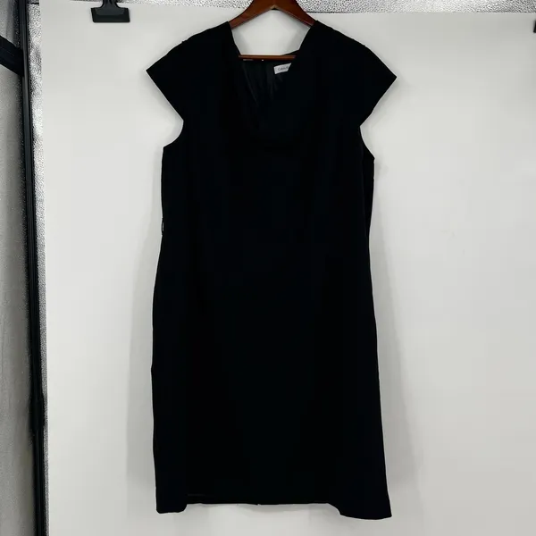 Calvin Klein plus size 20W black shift sheath dress career short cap sleeve LBD - Image 2