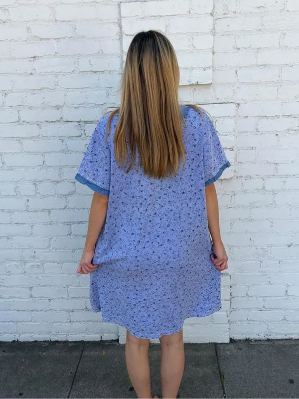 Vtg Blue floral print dress with pockets and denim trim sz XL- in fair condition #boho #cottagecore #summer #beach - Image 4